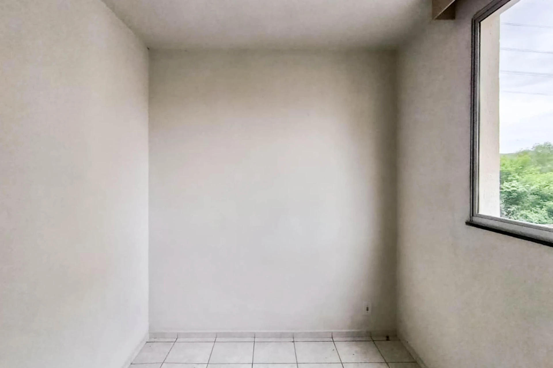 Rental apartment with 2 bedrooms and a pool in the condo — photo 17