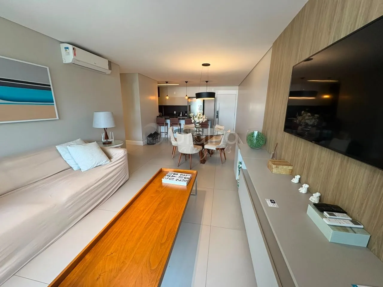 Furnished 2-bedroom apartment with 199 m² and 2 parking spaces — photo 12