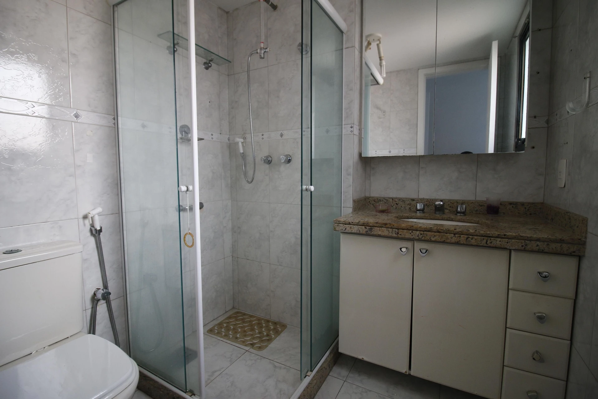 Apartamento mobiliado com 3 quartos e varanda — photo 6