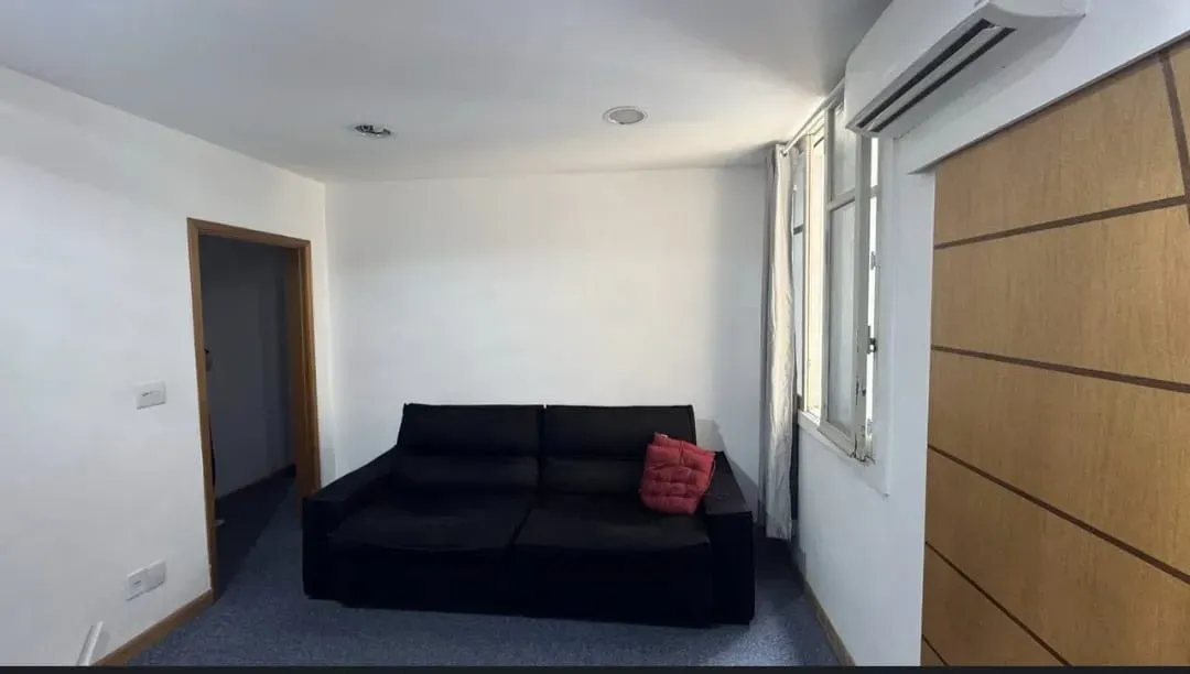 Apartamento de 40 m² no 10º andar com ar-condicionado