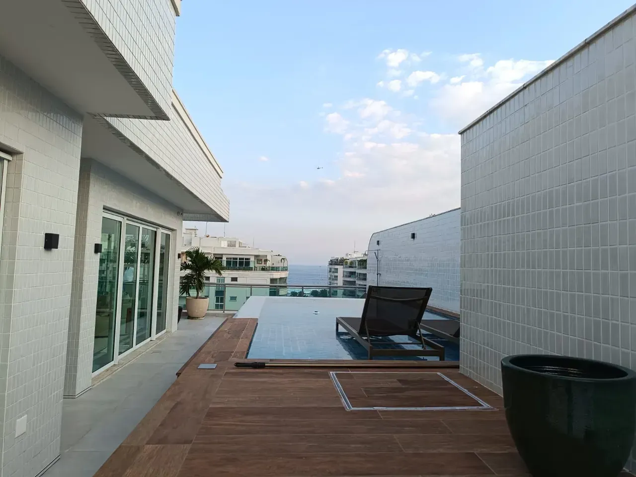 575 m² duplex with 4 bedrooms and 5 bathrooms — photo 9
