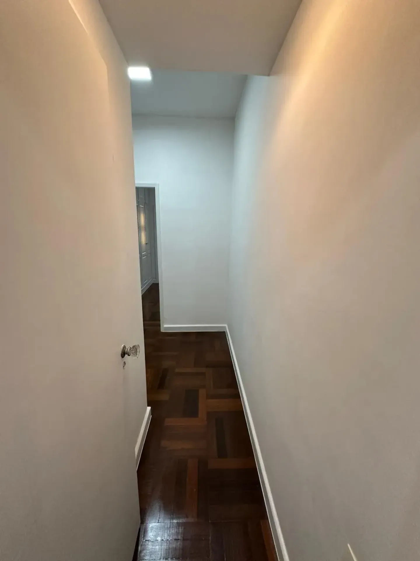 3-bedroom apartment with 4 bathrooms and 1 parking space — photo 26