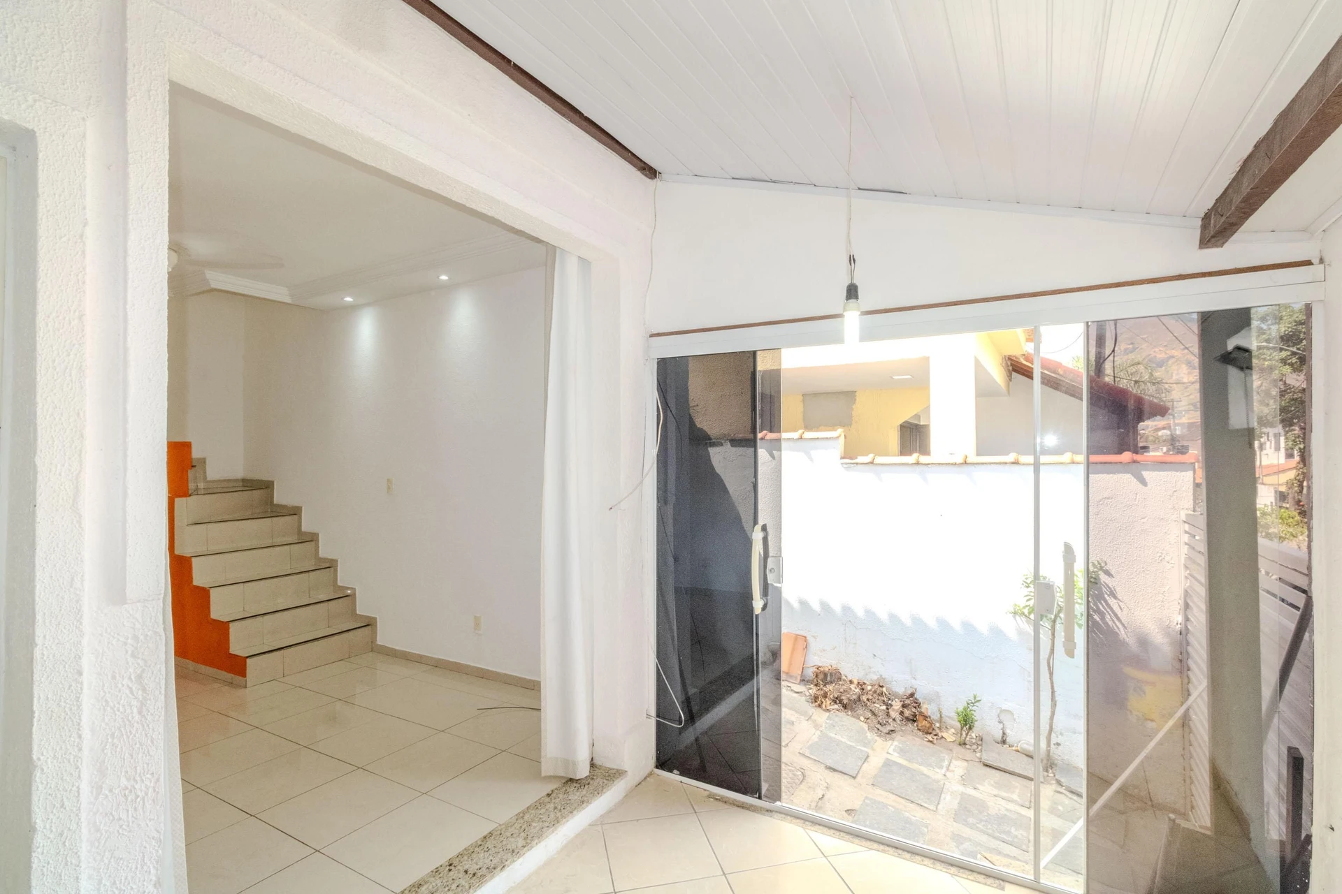Casa sem mobília com 3 quartos e animais permitidos — photo 16