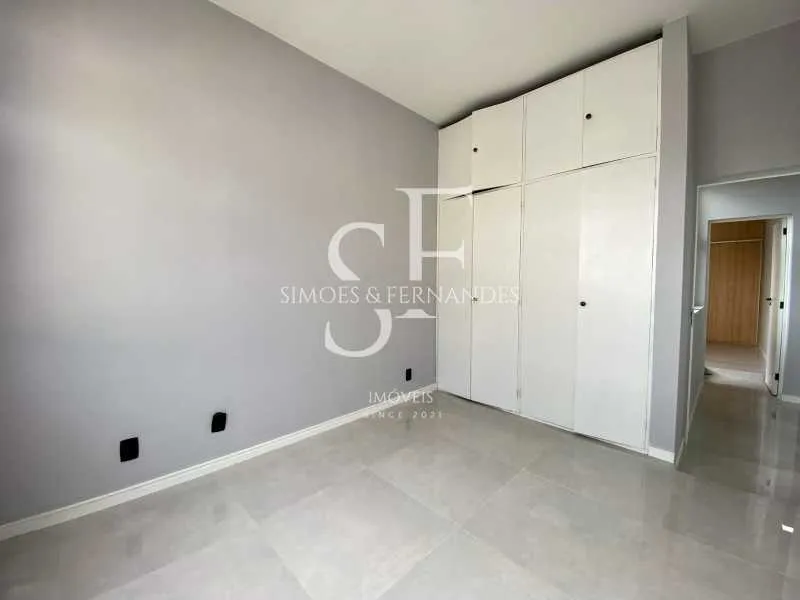 Apartment on the 5th floor with a walk-in closet — photo 14