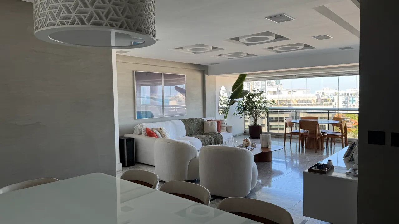 Furnished apartment with 4 bedrooms and 5 bathrooms — photo 10
