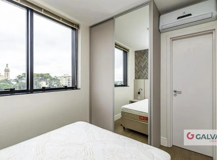 Furnished 1-bedroom apartment with open-plan kitchen — photo 11