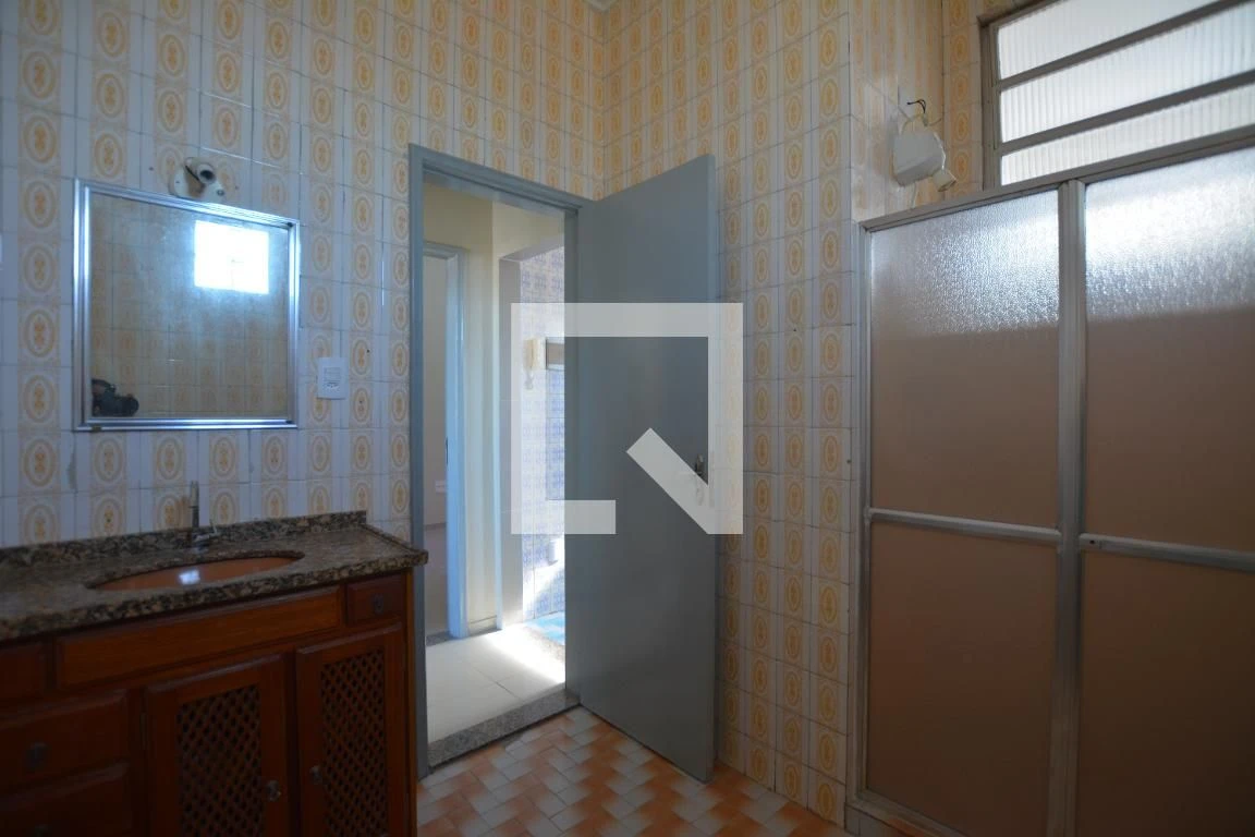 Apartamento com 2 quartos, 1 banheiro e 1 vaga — photo 6