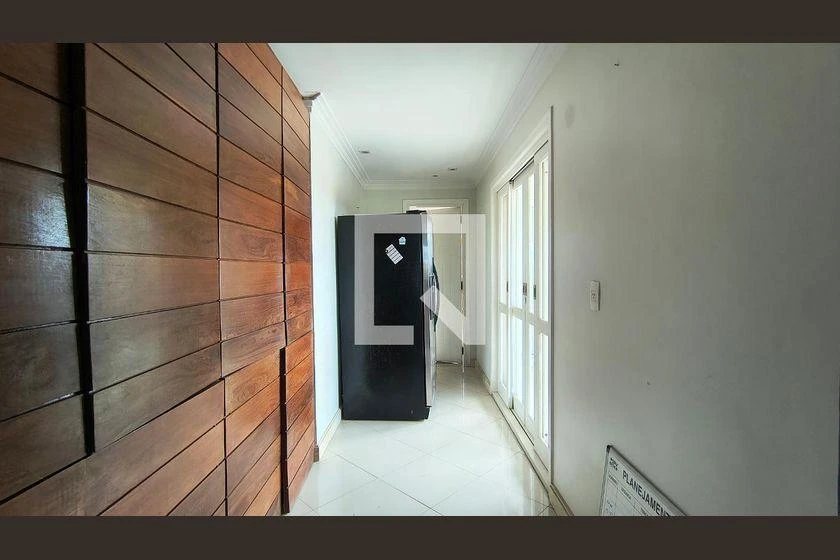 Condominium house with open-plan kitchen and 7 en-suites — photo 35