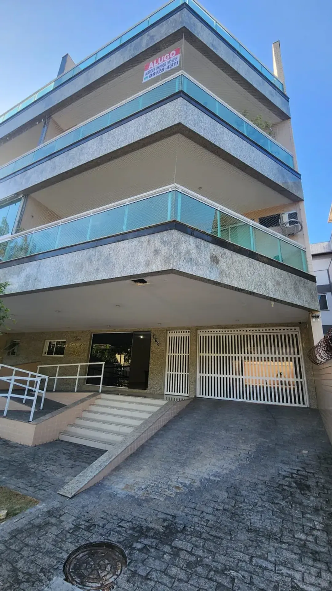 3-bedroom apartment with a private BBQ — photo 5