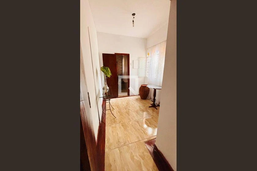 608 m² house with 7 bedrooms and 3 en-suites — photo 30