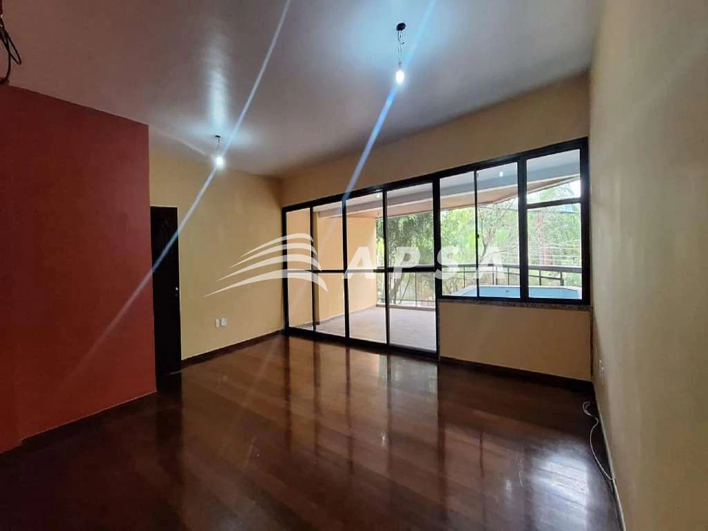 Apartamento de 200 m² com cozinha separada e 4 quartos — photo 13