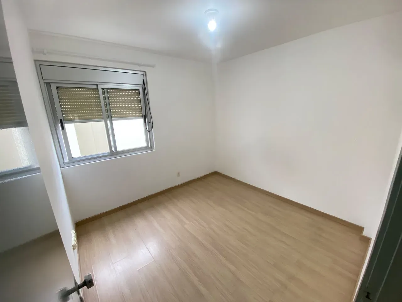 Apartment on the 7th floor with a glass-enclosed balcony — photo 5