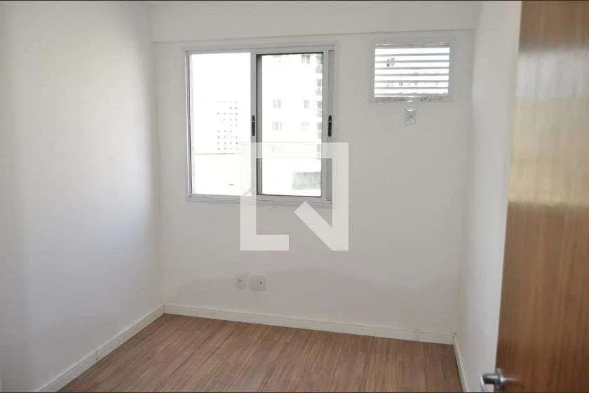 2-bedroom apartment with a home office — photo 26