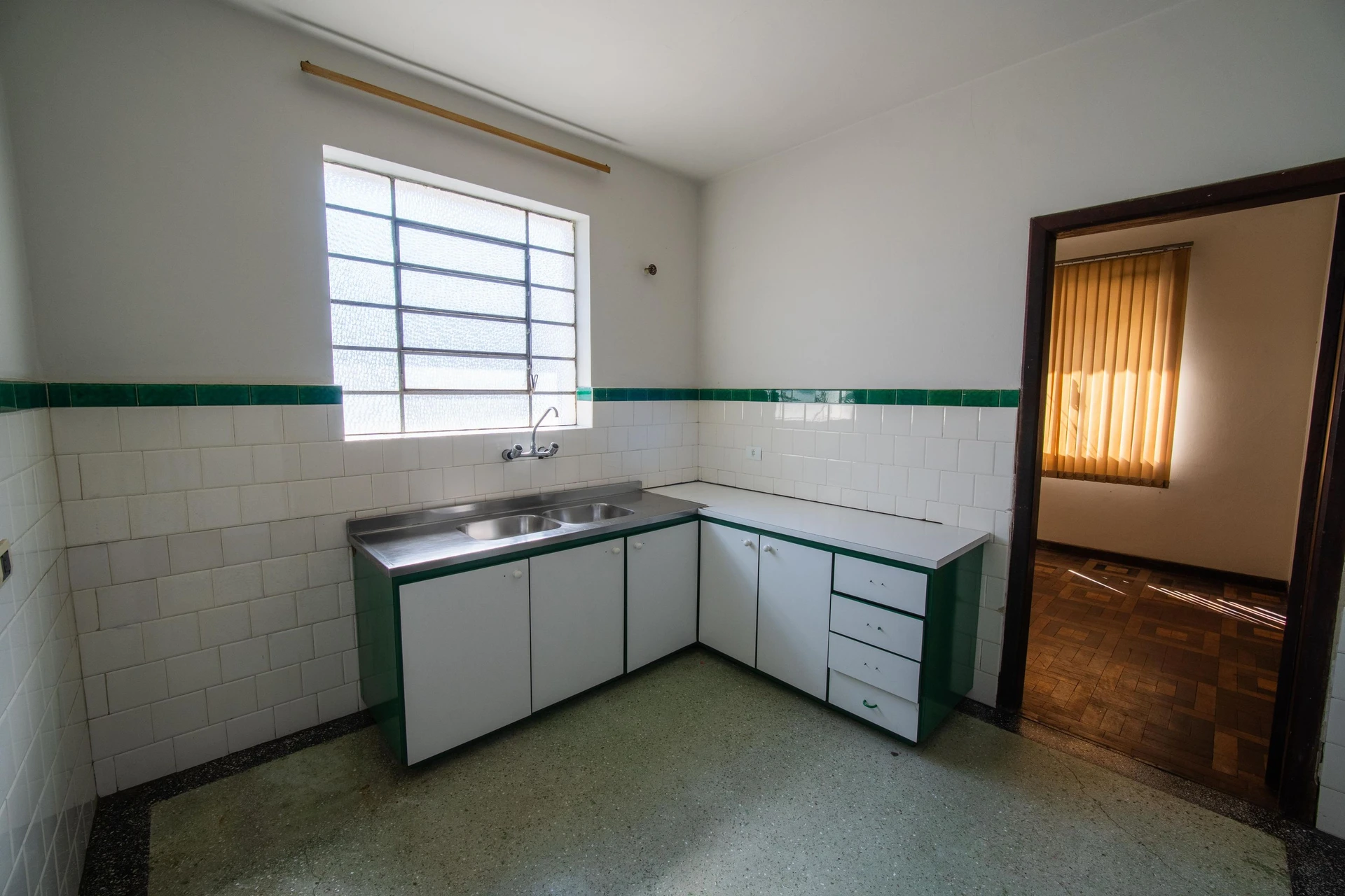 Apartamento con 3 dormitorios y 1 baño con jacuzzi del edificio — photo 8