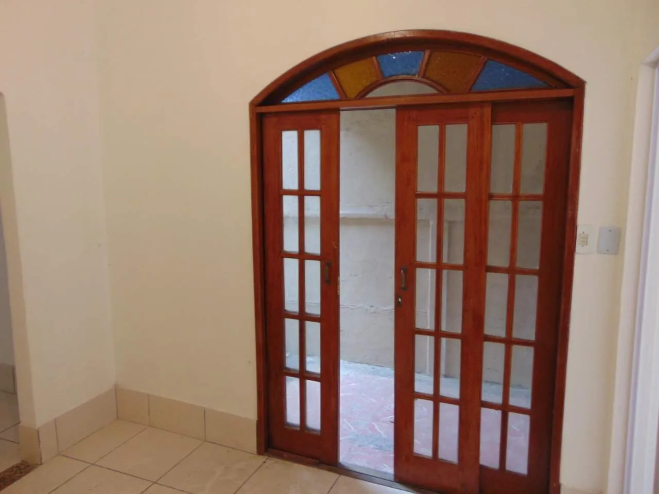 Нежитлова квартира? Ні: будинок без меблів з 1 спальнею — photo 7