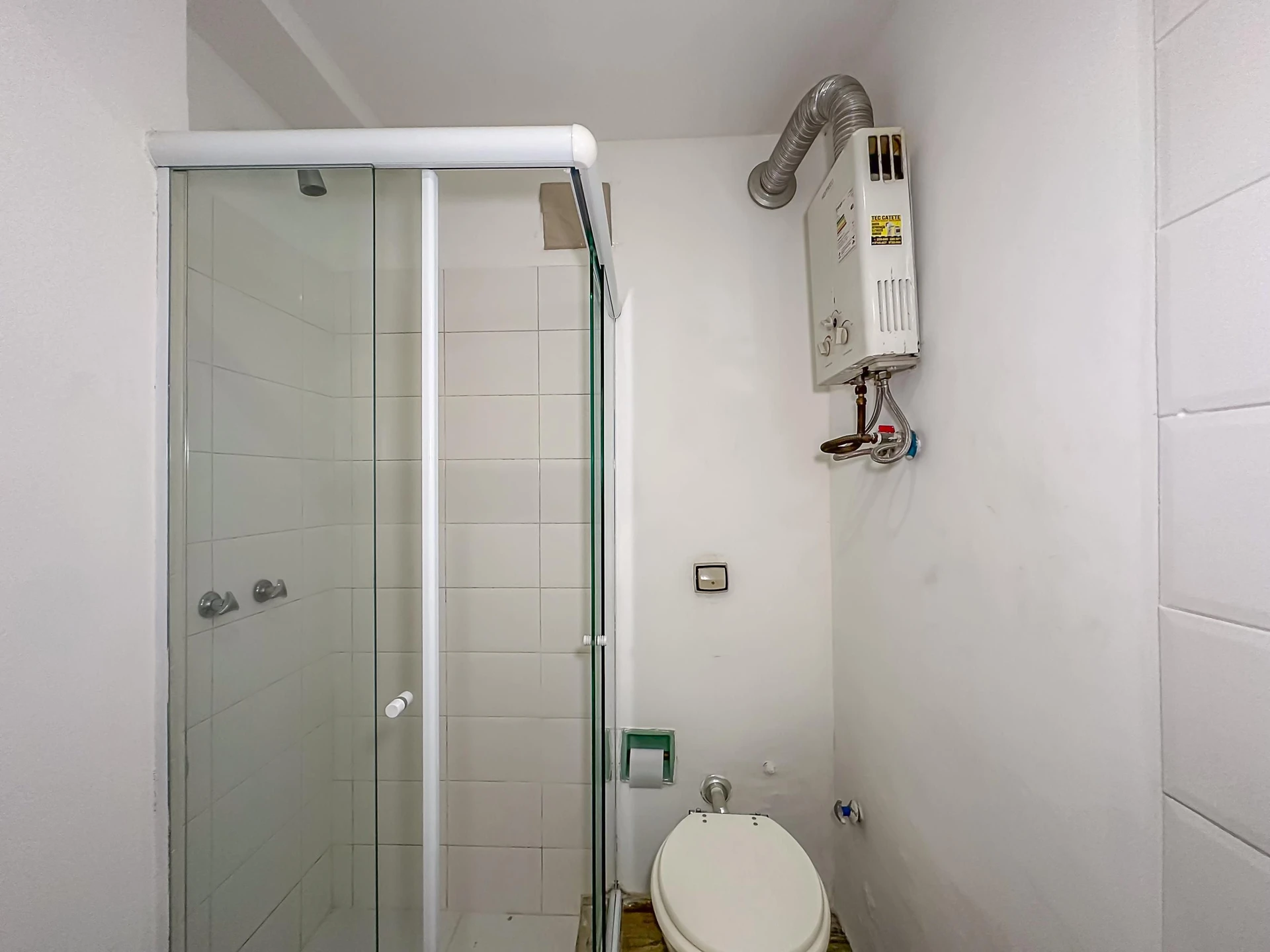 Apartment with 3 bedrooms, 1 en-suite and separate kitchen — photo 45