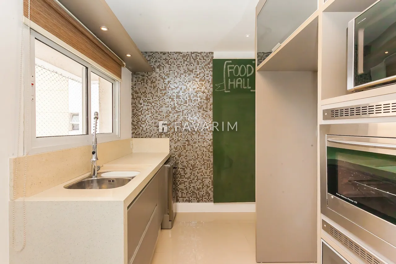 3-bedroom apartment with 2 parking spaces 195 m² — photo 7