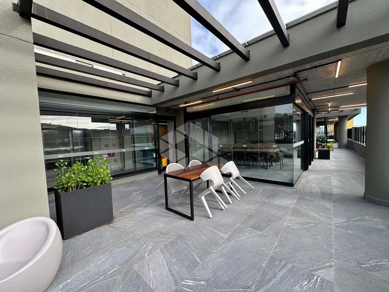 Furnished 33 m² studio with 1 bedroom and 1 bathroom — photo 25