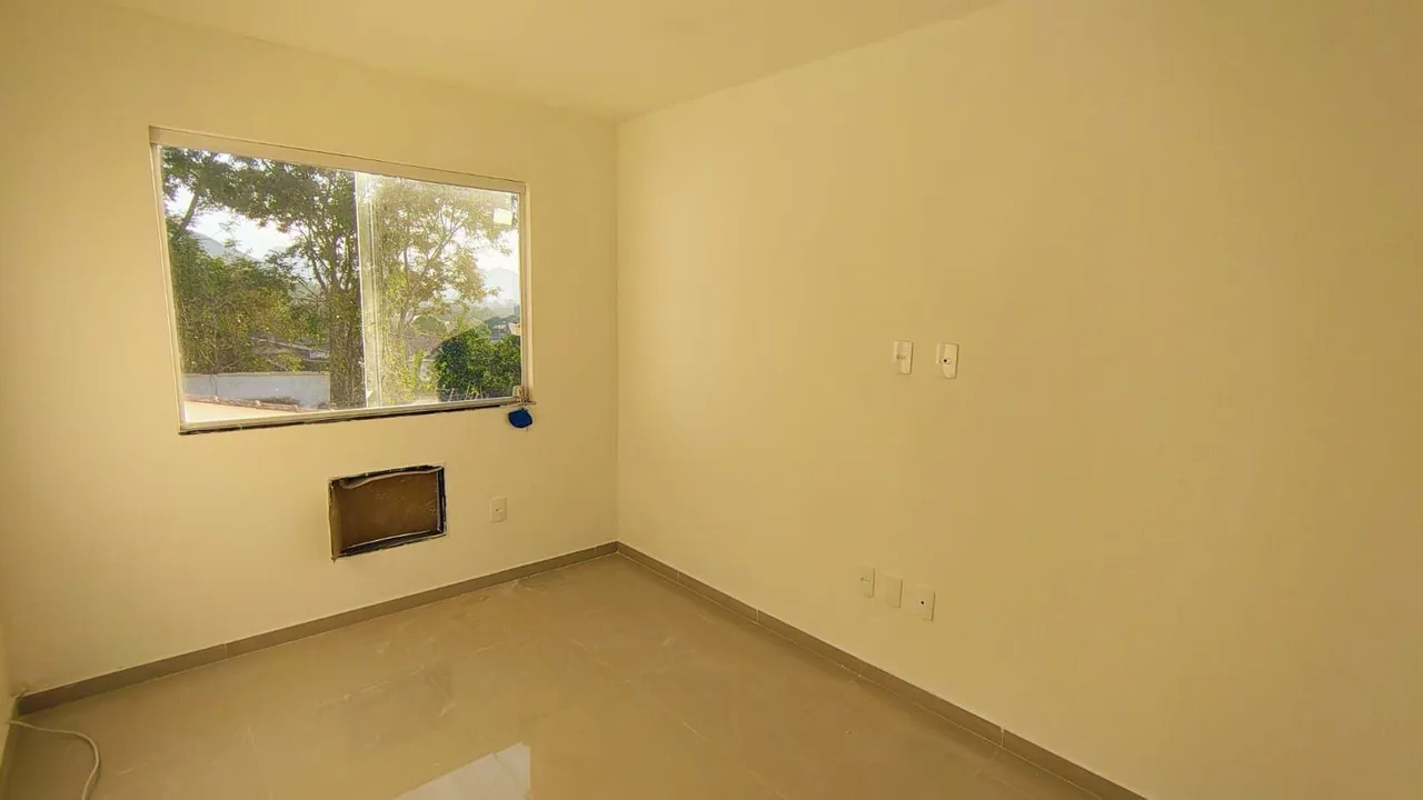 Semi-detached house with 3 bedrooms and 1 parking spot — photo 12