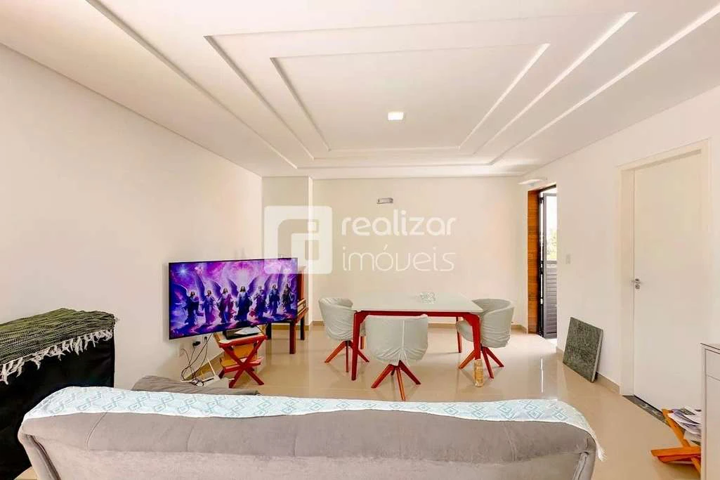 300 m² duplex apartment with 2 suites — photo 5