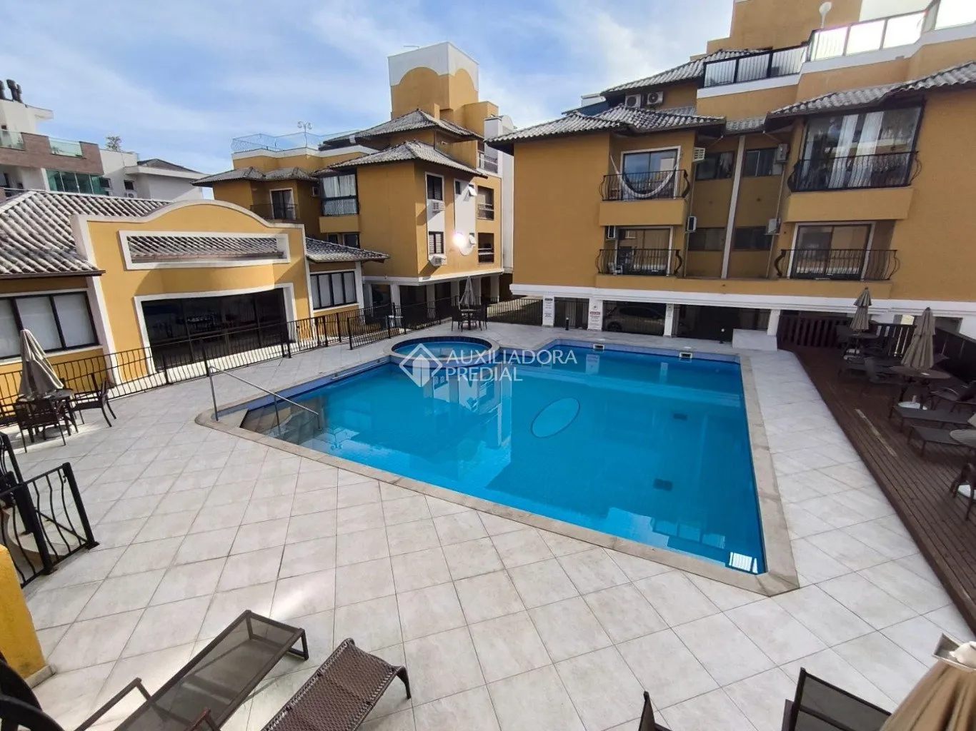 Furnished 70 m² apartment with 2 bedrooms and balcony — photo 24