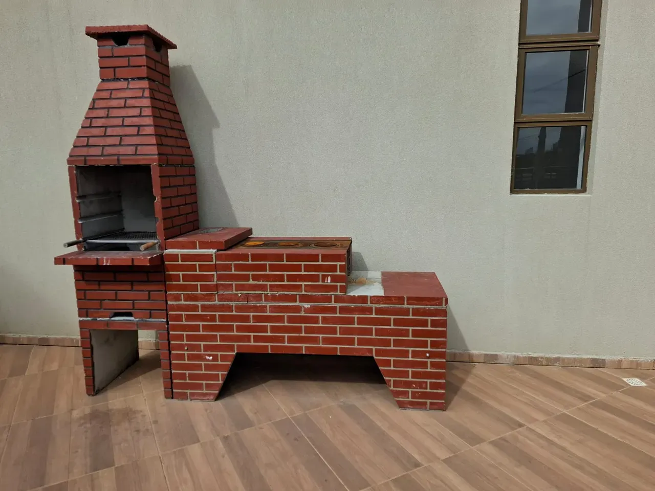 Балкон с грилем и 2 спальни: квартира 50 м² — photo 8