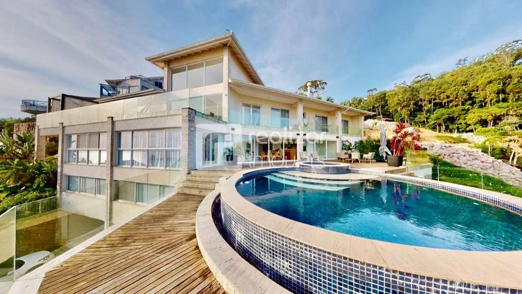 Casa com 4 suítes e jardim privativo, 1.228 m² — photo 2