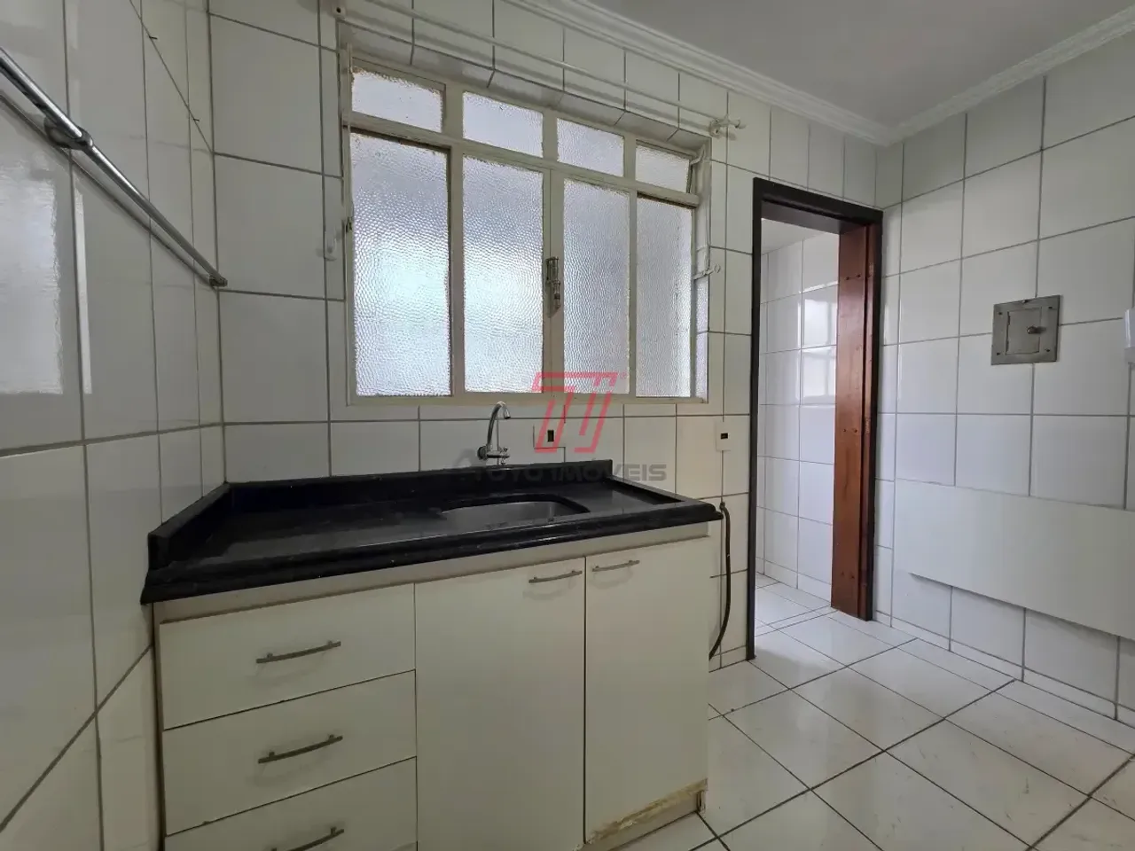 71 m² apartment with 2 bedrooms and wood floors — photo 15
