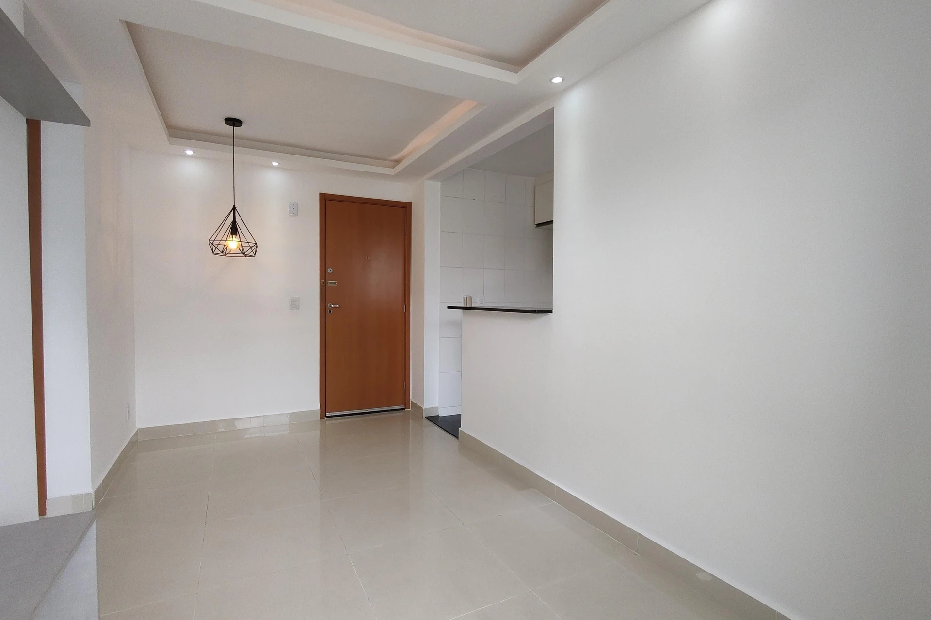2-bedroom apartment in a building with a gym — photo 22