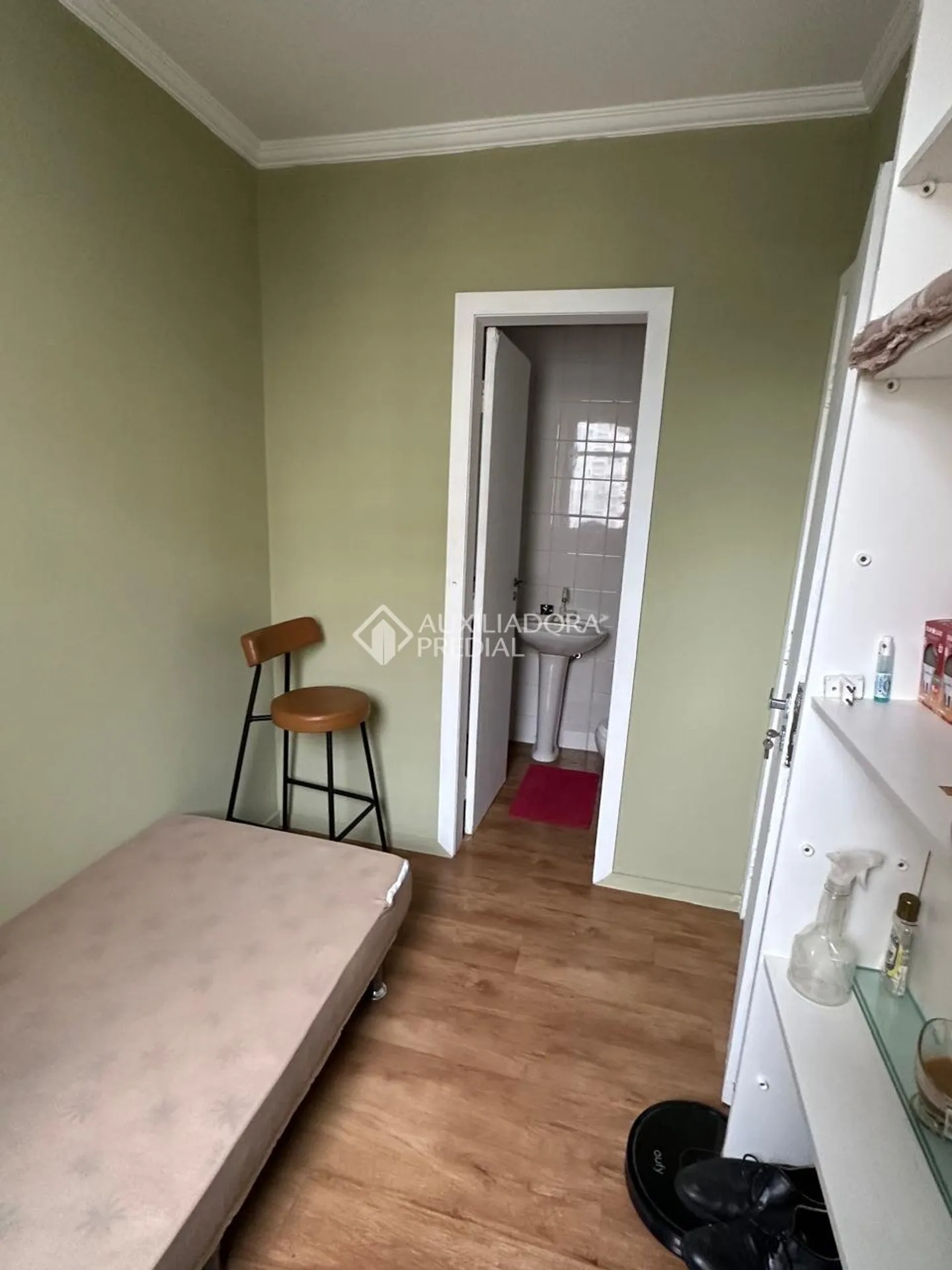 Furnished 5-bedroom apartment with 2 parking spots and 166 m² — photo 14