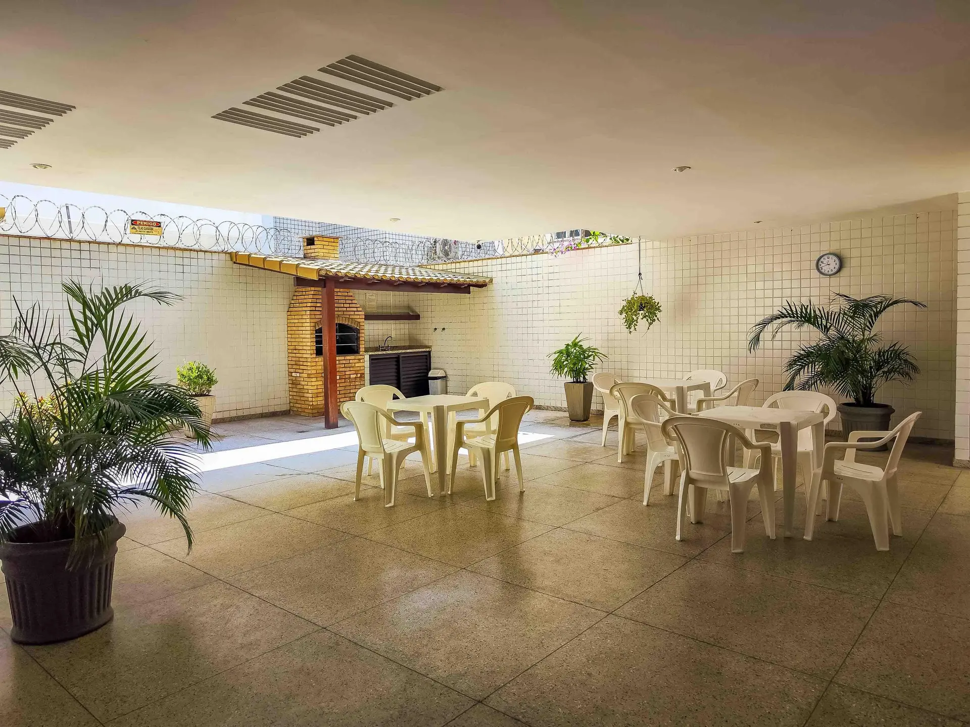 Apartamento sem mobília com 3 quartos e área de lavanderia — photo 19