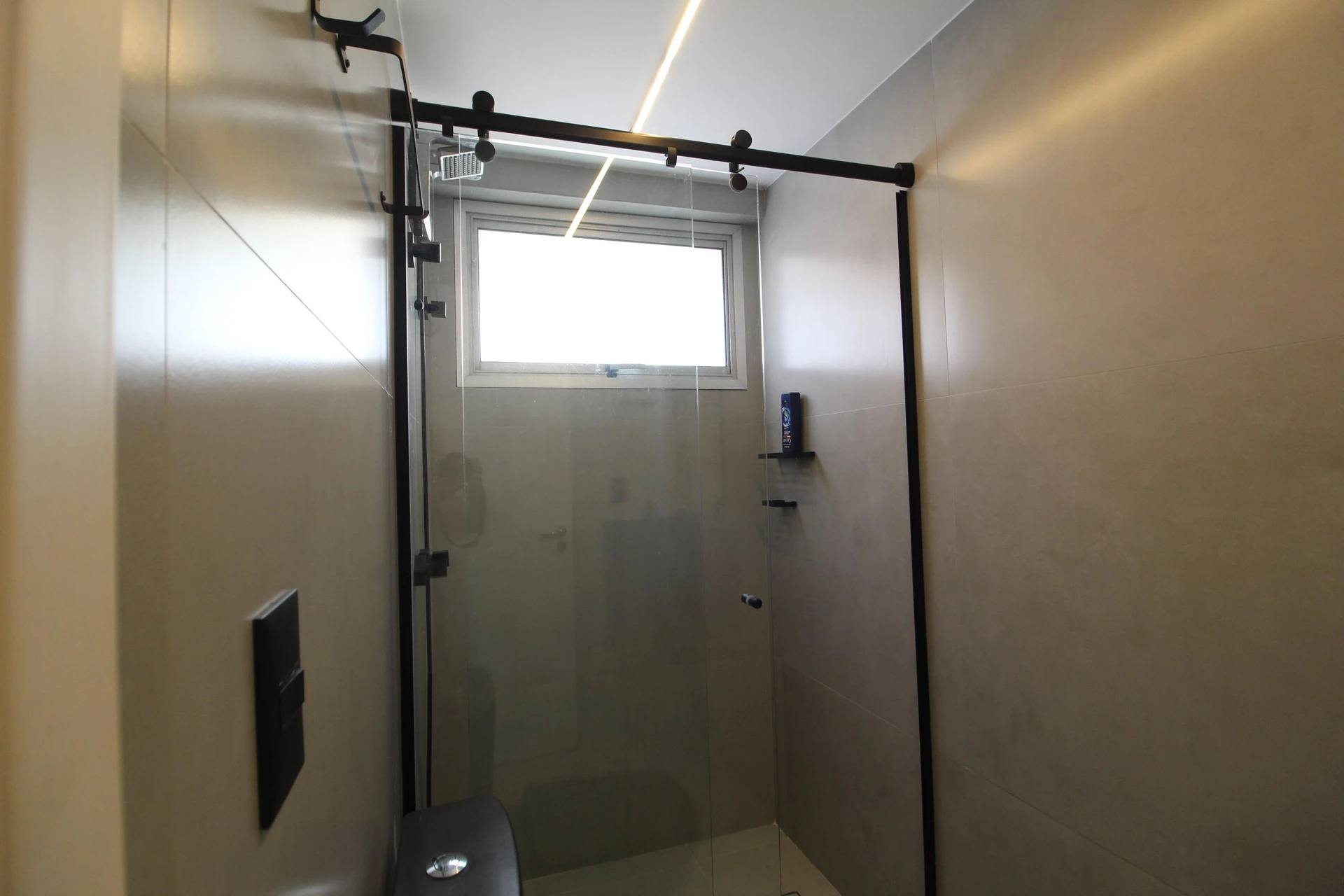 4-bedroom apartment in a building with a sauna — photo 41
