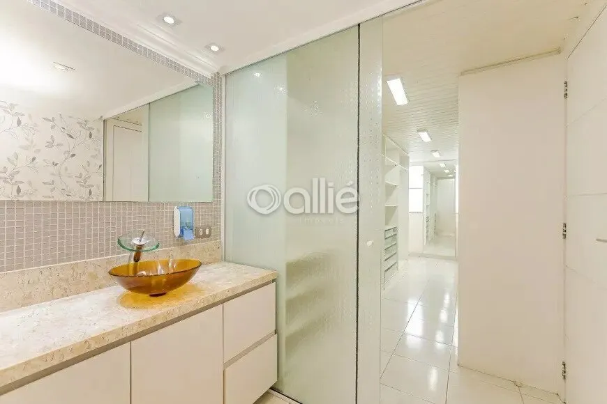 House with 4 en-suite rooms and 4 parking spots — photo 24