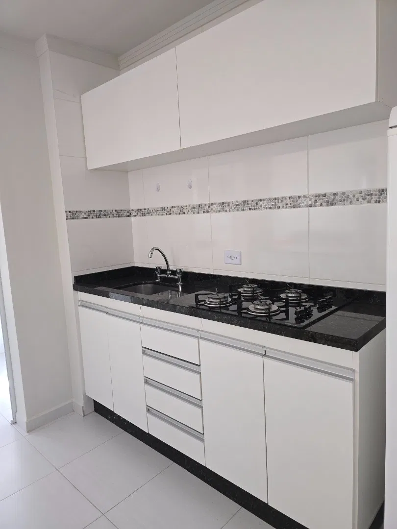One-bedroom apartment with a home office in Curitiba — photo 5