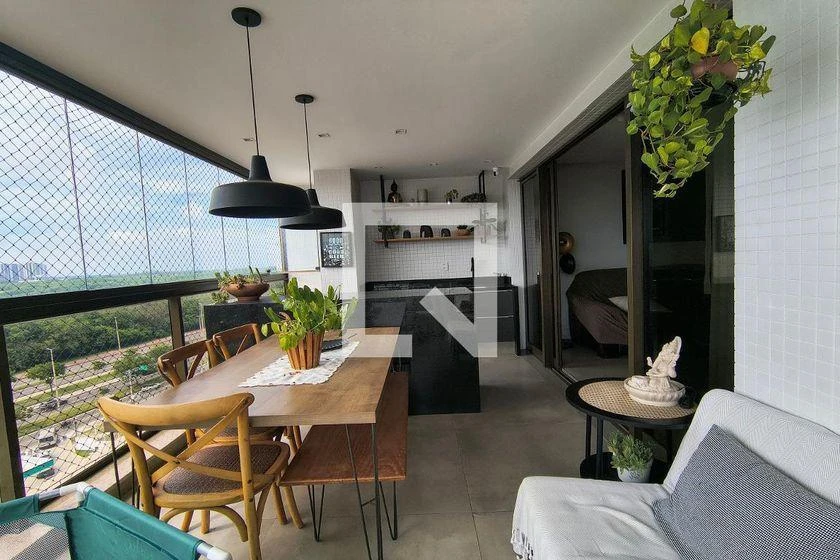 160 m² rental apartment with 4 en-suite rooms and balcony — photo 22