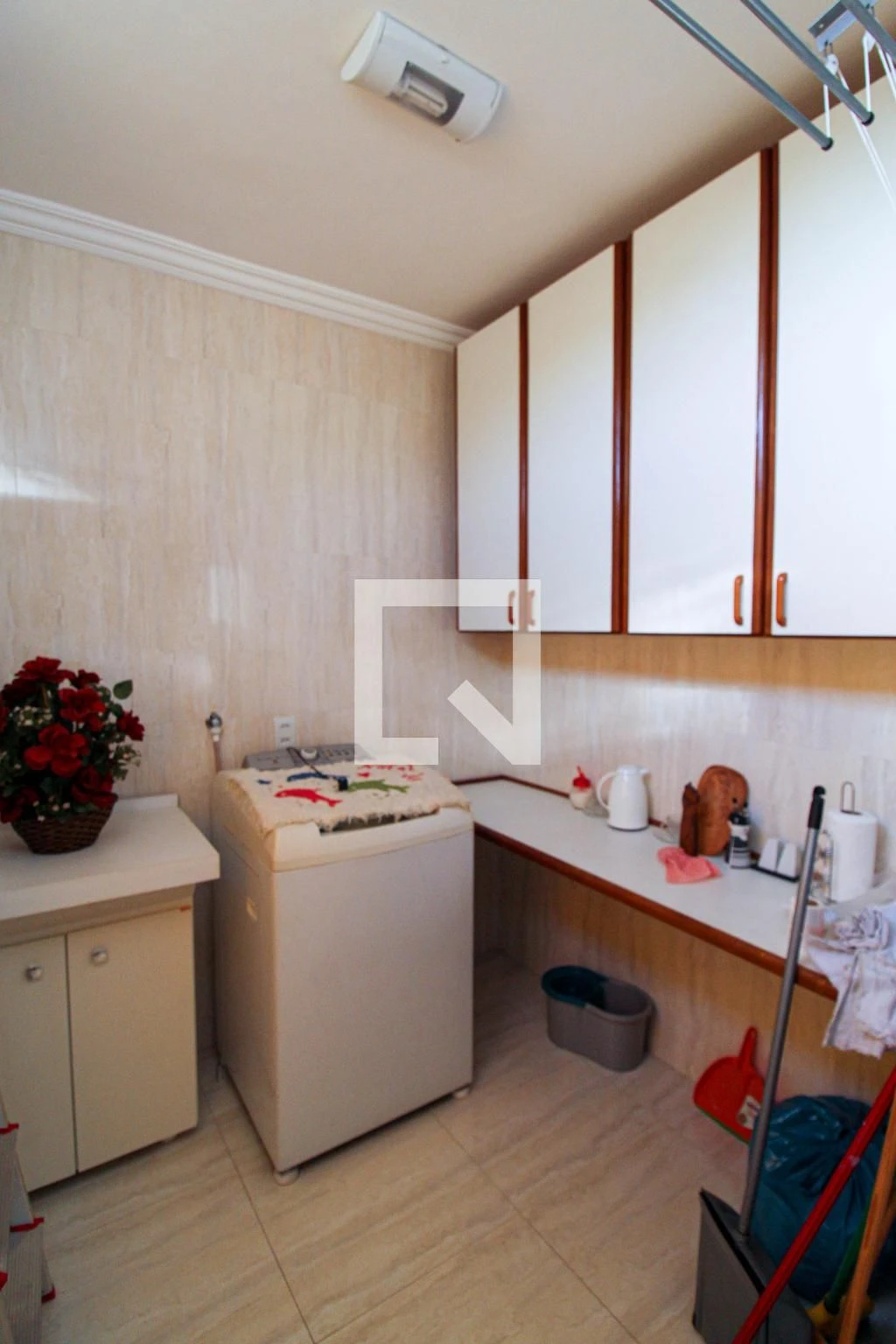 Furnished 2-bedroom apartment with 2 bathrooms — photo 9