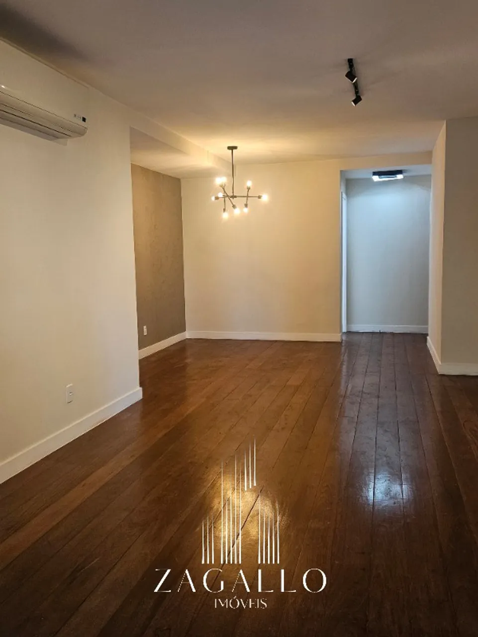 Rental apartment with 4 bedrooms, balcony, and 3 parking — photo 7