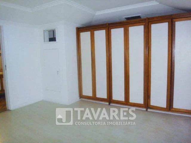 Unfurnished house with 5 bedrooms and a gas stove — photo 28