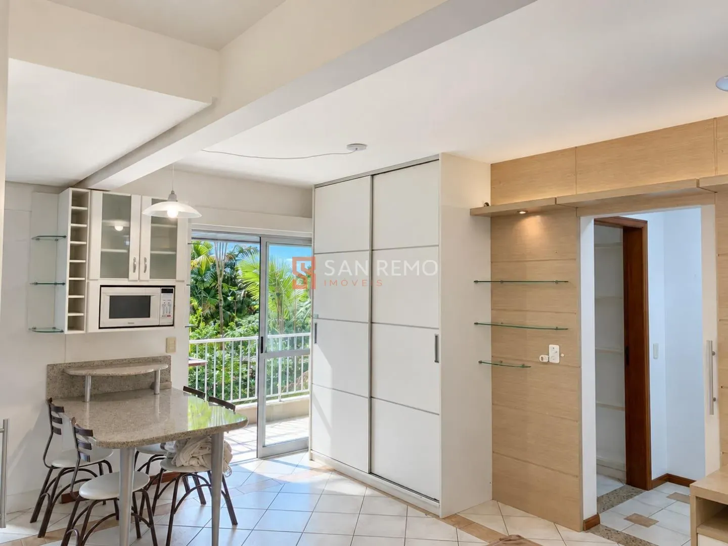 Furnished apartment, 67 m², with a private BBQ — photo 9