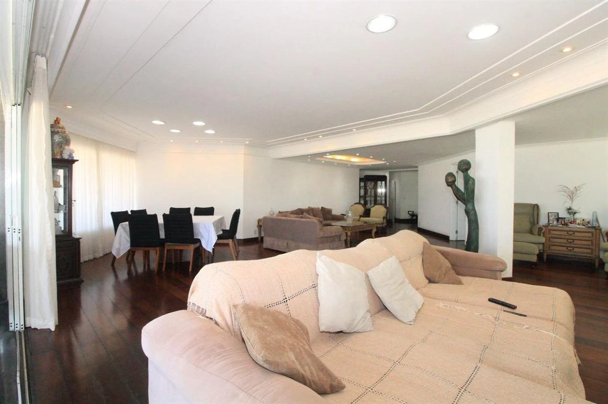 Furnished 4-bedroom apartment with 2 en-suites and 274 m² — photo 17