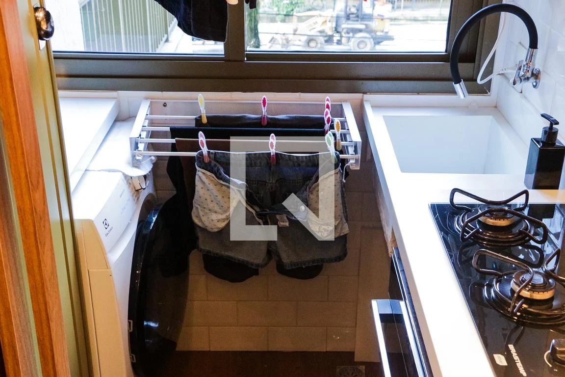 Furnished apartment, 78 m², with a walk-in closet — photo 39