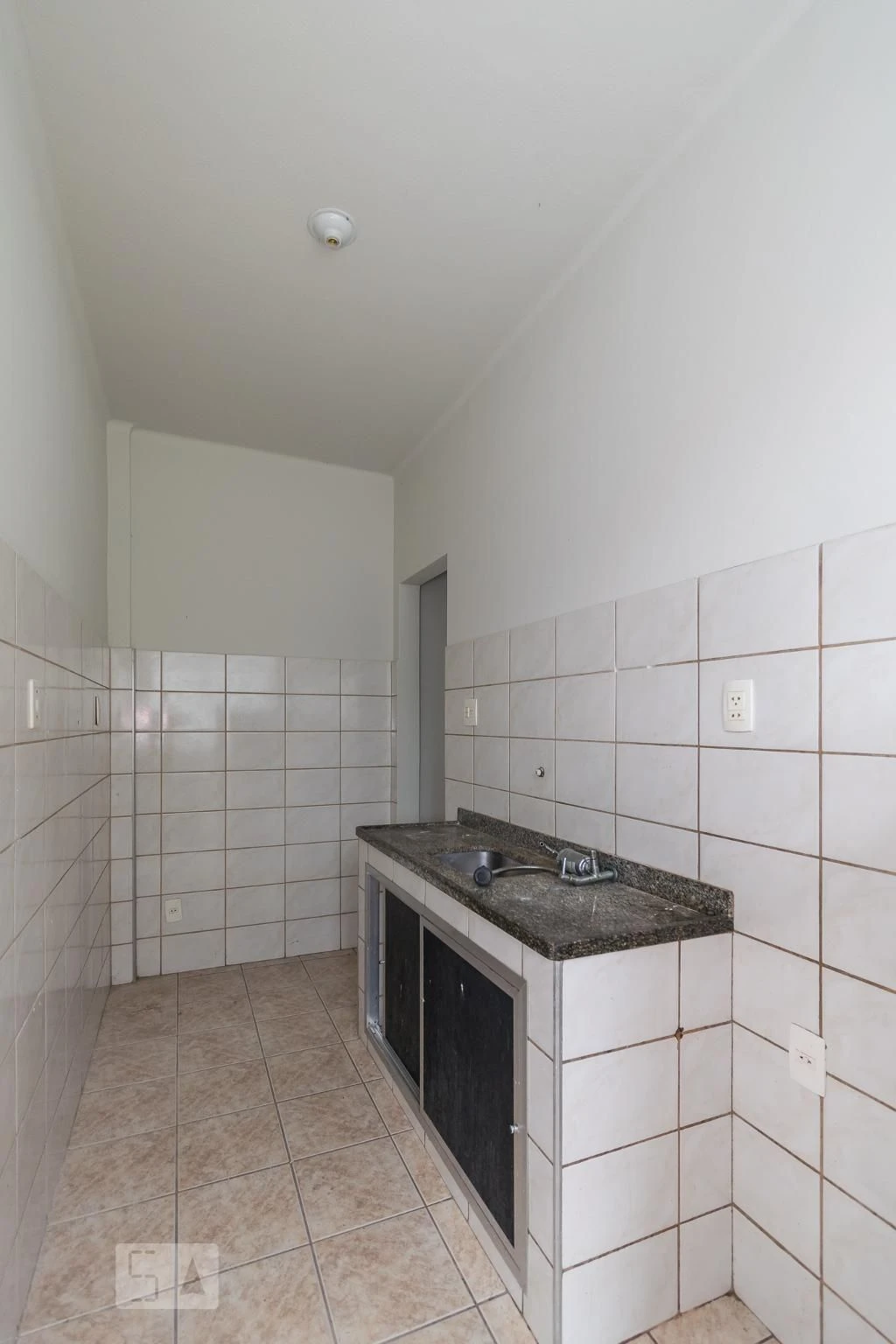 Unfurnished 1-bedroom apartment with 1 bathroom — photo 8