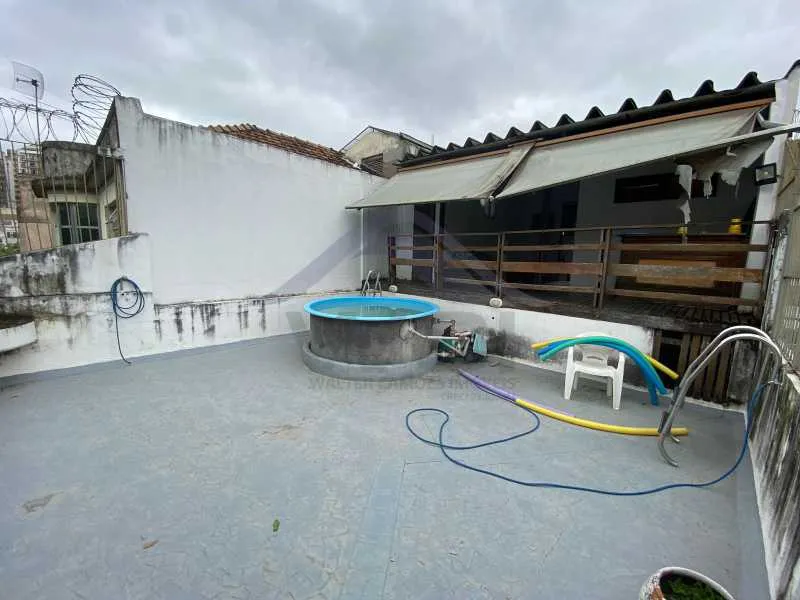 Triplex street house with 3 bedrooms and 5 bathrooms — photo 18