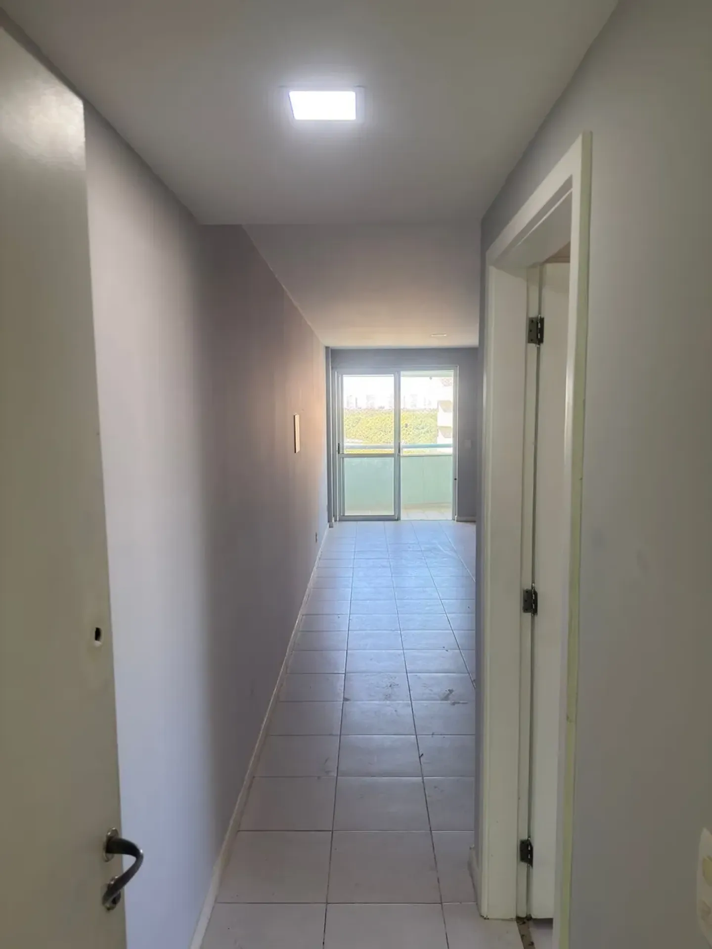 70 m² apartment with 2 suites and private garden — photo 14