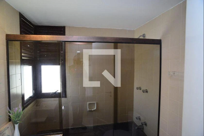 139 m² apartment with glassed-in balcony and 2 parking spots — photo 43