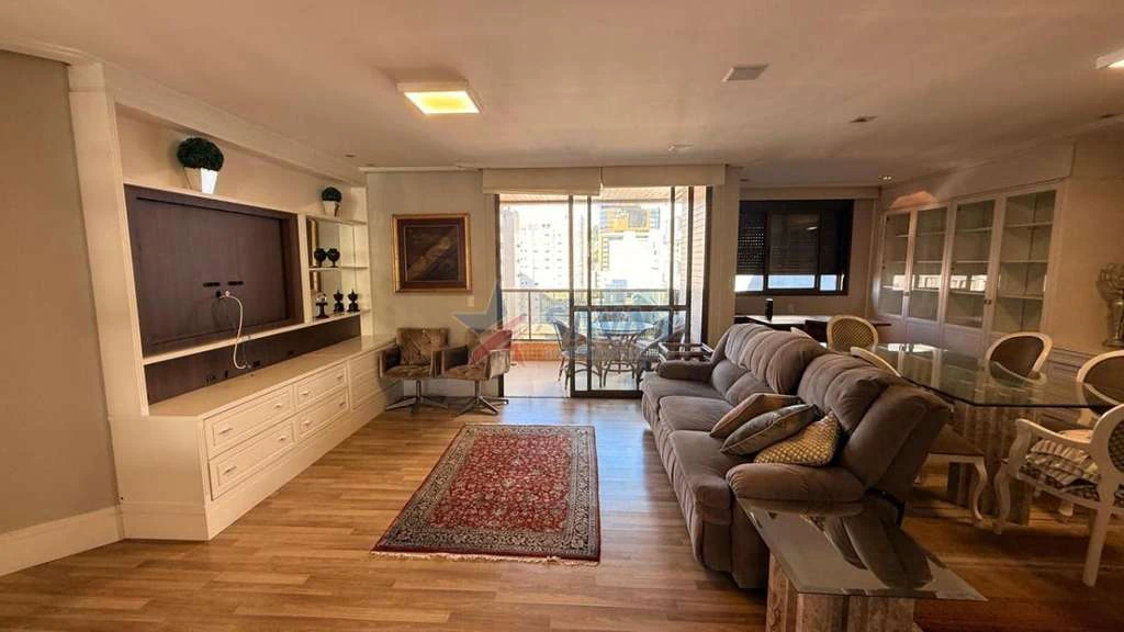 Apartamento de 3 suites con 163 m² y 2 plazas — photo 2