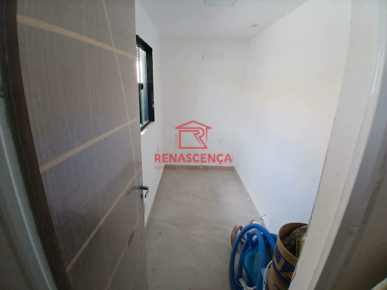 House with 5 bedrooms and 4 bathrooms, separate kitchen — photo 21