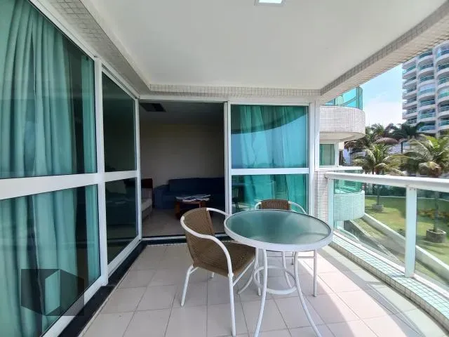 Furnished 1-bedroom apartment with enclosed balcony — photo 8
