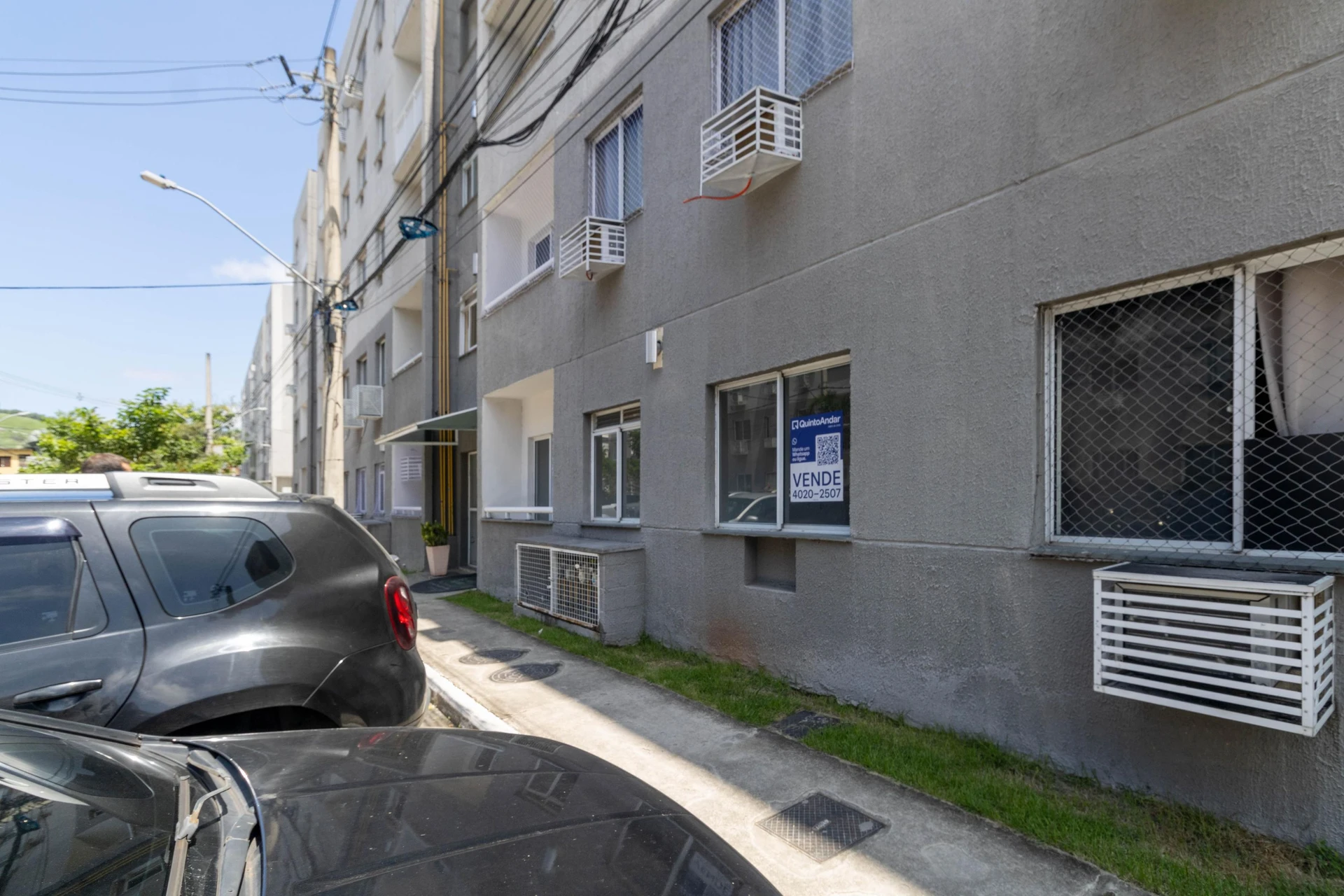 2-bedroom apartment in a building with a gym — photo 54