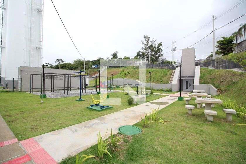 Apartamento de 2 quartos com 1 banheiro e cozinha separada — photo 22